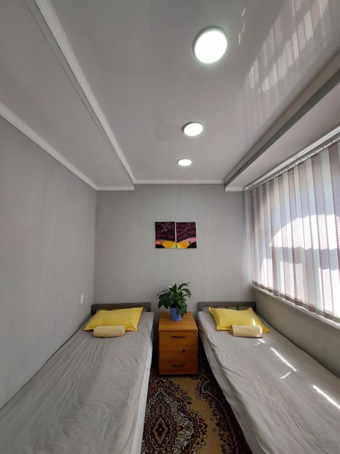 Downtown Homestay 비슈케크 외부 사진