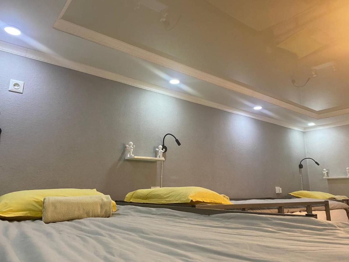 Downtown Homestay 비슈케크 외부 사진